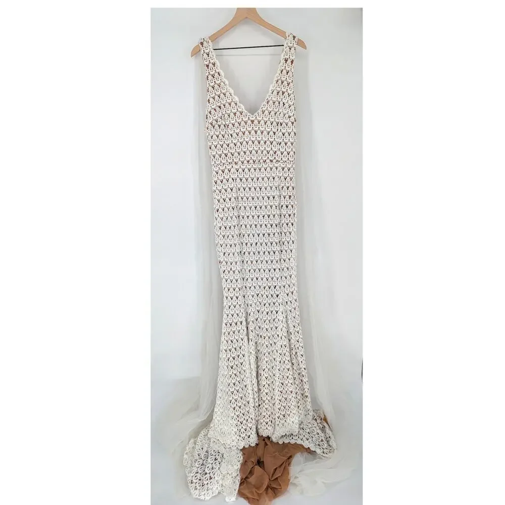 Daughters of Simone Nev Crochet Lace Wedding Dress Nude Lined Boho Gown Large